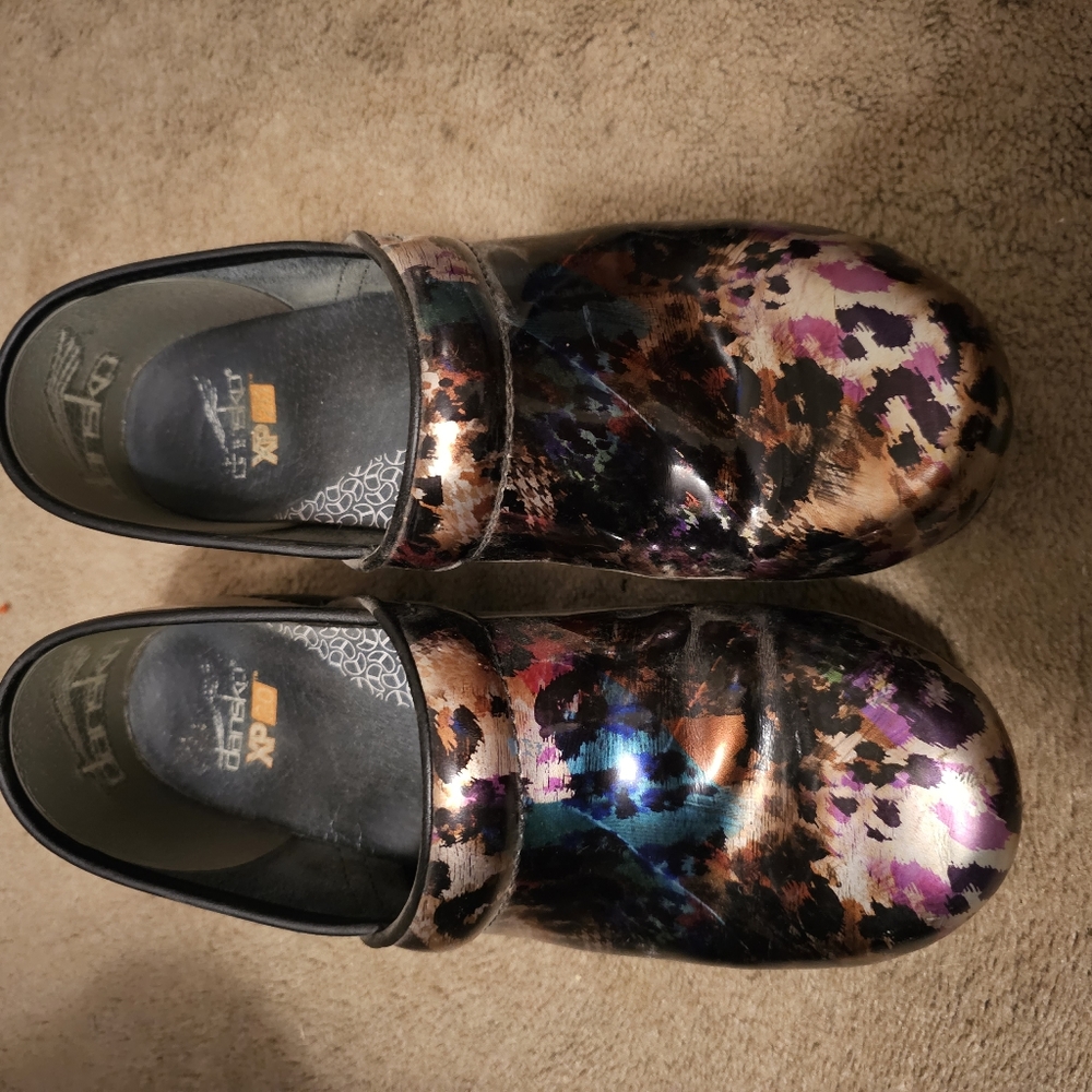 Danske XP Clogs - Picture 2 of 4